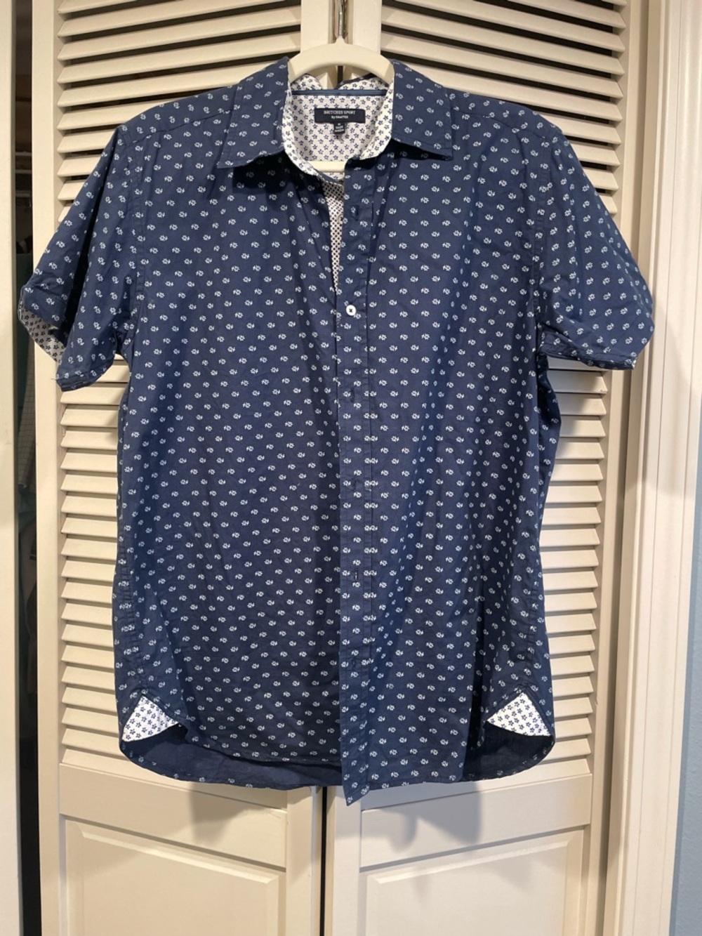 Men's Navy Blue Short-Sleeve Button-Down Shirt with Micro Print - Unisex!